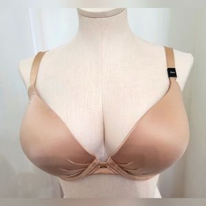 Fabulous by Victoria's Secret Plunge Push Up  Bra 36 DD in Nude